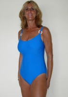 Bella - One Piece. Click for description